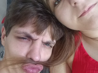 Erotinis vaizdo pokalbis HornyLadyAndAndrey