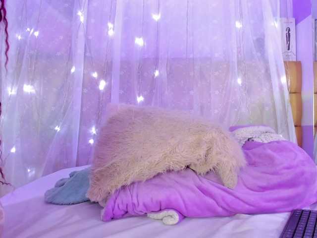 Nuotraukos Sia-37 Welcome to my room! I will make all your wishes come true