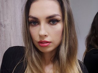 Erotinis vaizdo pokalbis SiennaPearl
