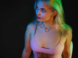 Erotinis vaizdo pokalbis SiennaVice