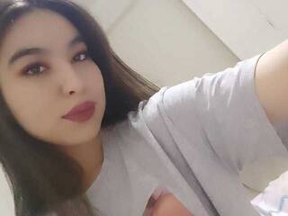 Erotinis vaizdo pokalbis Silacays