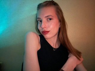 Erotinis vaizdo pokalbis Silkenya