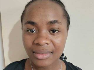 Erotinis vaizdo pokalbis Simona-Q