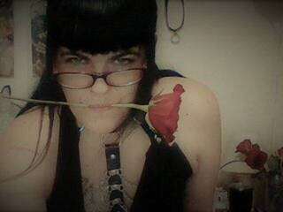 Erotinis vaizdo pokalbis SinLove4u