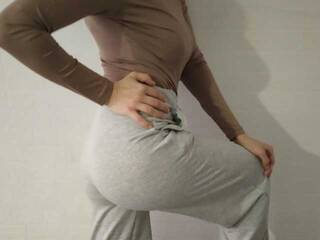 Erotinis vaizdo pokalbis SissyJoke