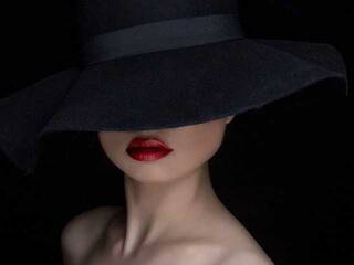 Erotinis vaizdo pokalbis Skaarlett