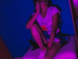 Erotinis vaizdo pokalbis skarl3tt