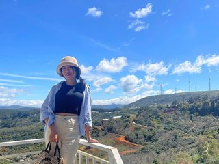 Erotinis vaizdo pokalbis SKINNY-SINGLE