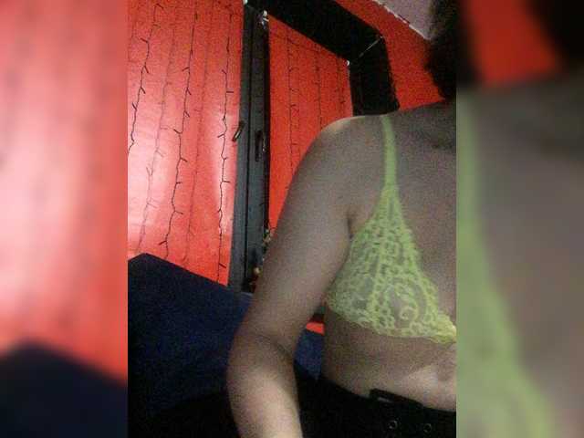 Transliacijos ekrano nuotraukos SkyShevaa