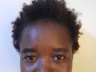 Erotinis vaizdo pokalbis Slimgirl2