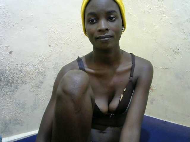 Transliacijos ekrano nuotraukos Slimpussy