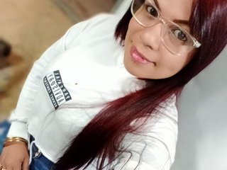 Erotinis vaizdo pokalbis Slutty-stepmom