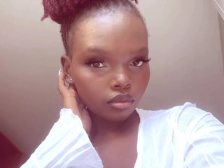 Erotinis vaizdo pokalbis Slutty4u