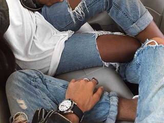 Erotinis vaizdo pokalbis small-danger