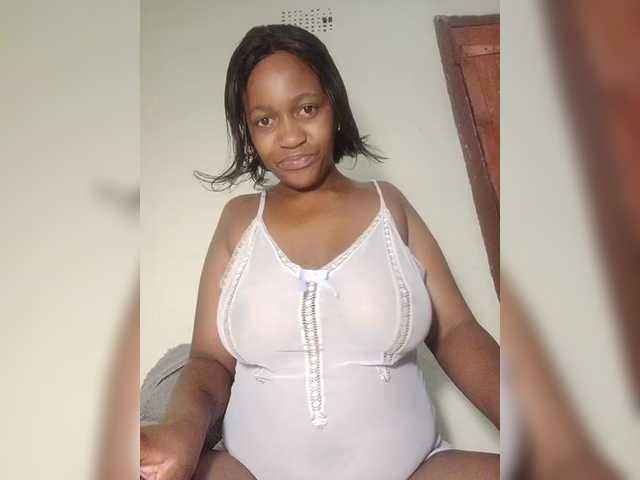 Transliacijos ekrano nuotraukos smallhorneypussy