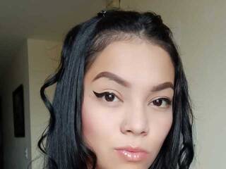 Erotinis vaizdo pokalbis sofia-little