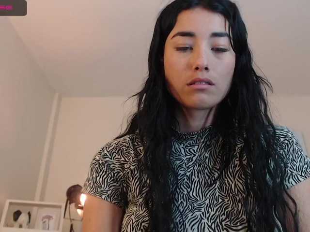 Nuotraukos valery-henao- my squirts are ready for your mouth - fuck me hard I'm your whore