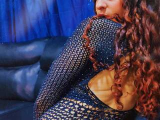 Erotinis vaizdo pokalbis SOFIAMILKMACH