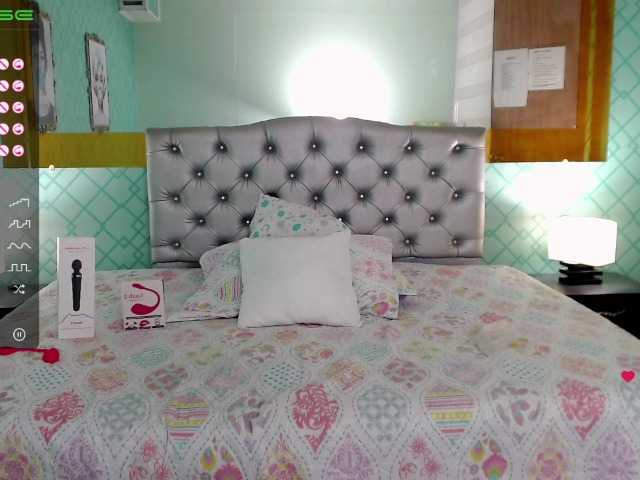 Nuotraukos sofilittle WELCOME TO MY ROOM