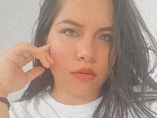 Erotinis vaizdo pokalbis SofiWhore