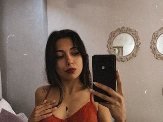 Erotinis vaizdo pokalbis SoniaSummers
