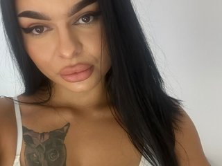 Erotinis vaizdo pokalbis Sonya-Flame