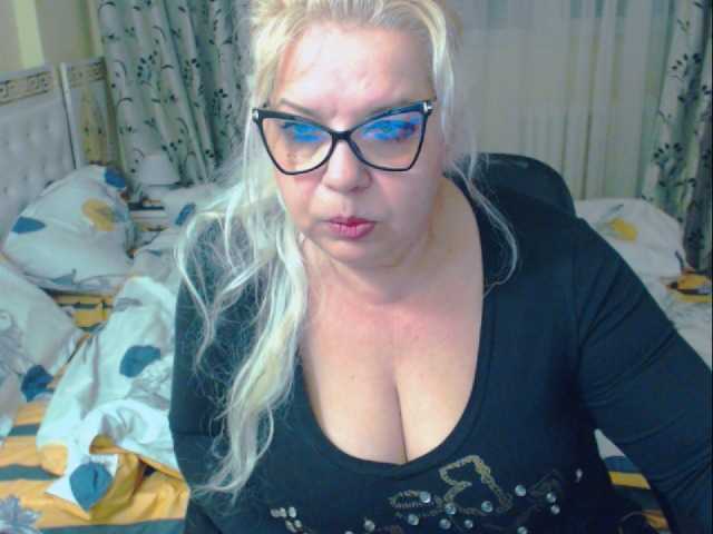 Nuotraukos SonyaHotMilf your tips makes me cum and squirt,xoxo