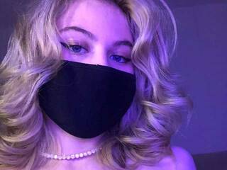 Erotinis vaizdo pokalbis SonyaOOG