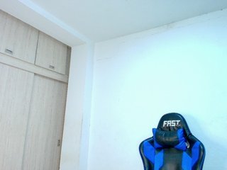 Erotinis vaizdo pokalbis Sophiiaaxx