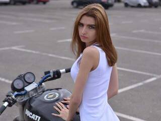 Erotinis vaizdo pokalbis springibabby