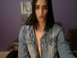 Nuotraukos Stacycross Striptease show - #latina #hot and #cute Do you want more? I don't believe #lovense #boobs #ass and so #sexy Do you want to be my #daddy?