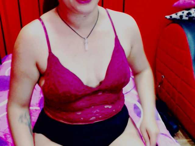 Nuotraukos Stephanyhot1 welcome to my room, I'm Stephany, add me to your favorites list and let's have pleasant orgasms ♥♥♥Would you like to experiment with the prohibited? Let's go private and find out