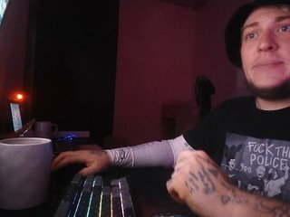 Erotinis vaizdo pokalbis StrangePimp