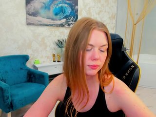 Erotinis vaizdo pokalbis Strawberrye