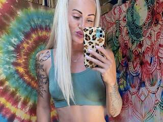 Erotinis vaizdo pokalbis StreKozaa