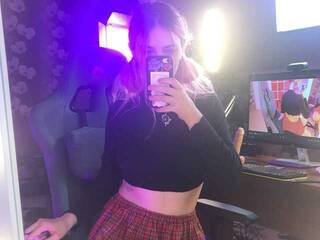 Erotinis vaizdo pokalbis suddennesss