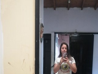 Erotinis vaizdo pokalbis summer-lee