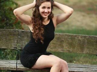 Erotinis vaizdo pokalbis SummerButtfl