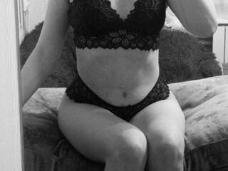 Erotinis vaizdo pokalbis youdreames19