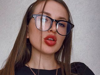 Erotinis vaizdo pokalbis -RED_HAT-