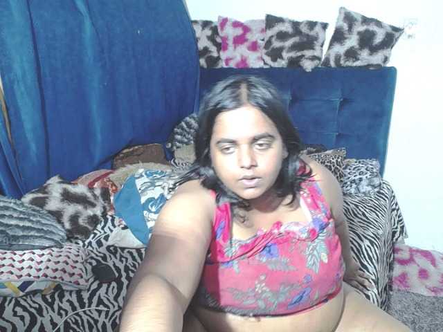 Nuotraukos SusanaEshwar hi guys motivate me with your tks to squirt now MMMMMM BIG FAT SHAVED PUSSY