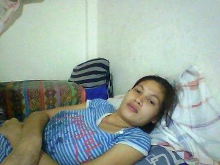 Nuotraukos SusyAsian18 come to my room and lets have fun...