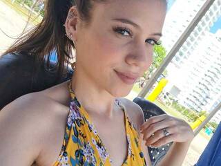 Erotinis vaizdo pokalbis sweet--april