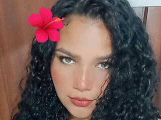 Erotinis vaizdo pokalbis Sweet-Cat1