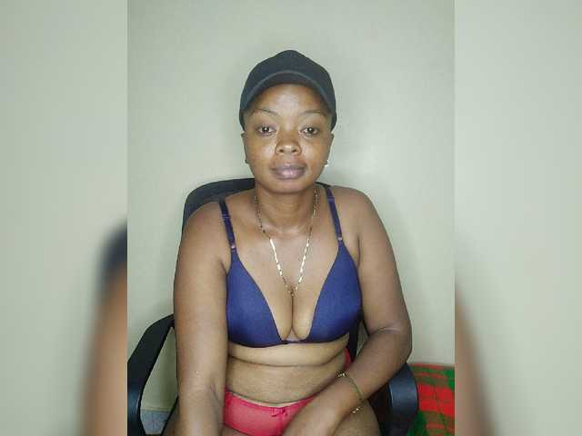 Transliacijos ekrano nuotraukos sweet-ebony