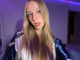 Erotinis vaizdo pokalbis Sweet-zz-Gold