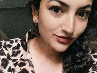 Erotinis vaizdo pokalbis Sweet00Cherry