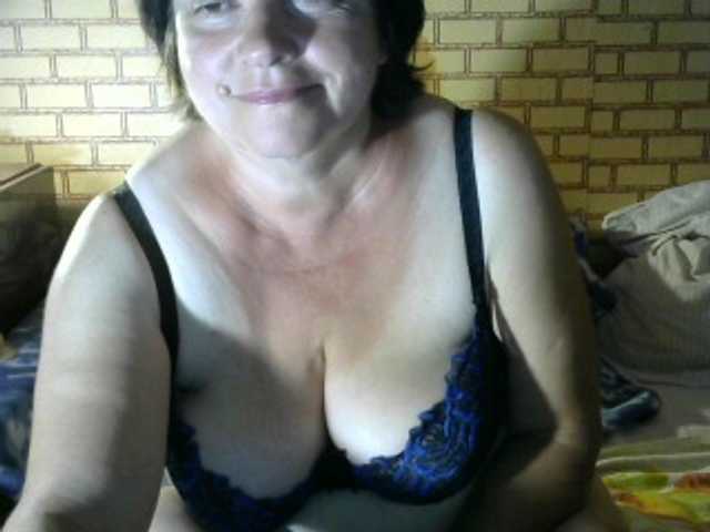 Nuotraukos Sweetbaby001 Hi) Come in) It's fun and interesting here)Looking camera 50 ***250 tokens or privat.