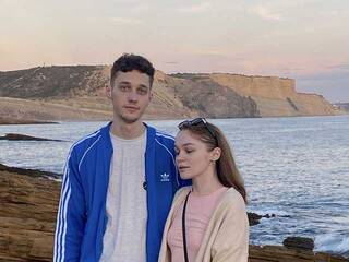 Erotinis vaizdo pokalbis Sweetsberry