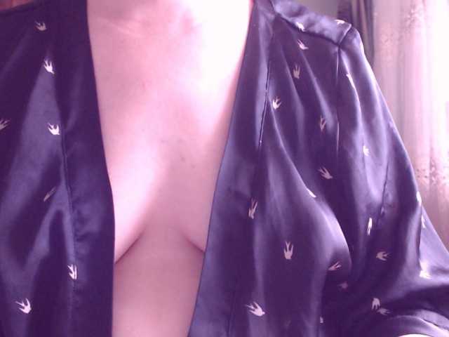 Nuotraukos SweetBrunete on samuse ensemble;)? ...xxx...on commence avec 30 tokens seins....et on continue..xxxx